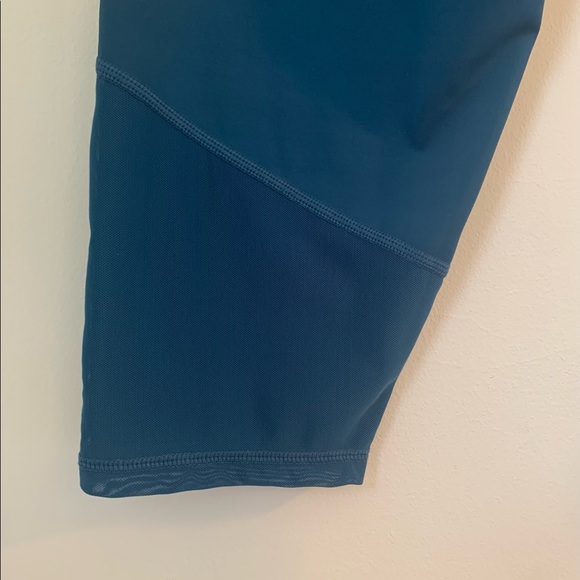 Zyia Active Brilliant Mesh High Rise Crop Leggings - Picture 6 of 8